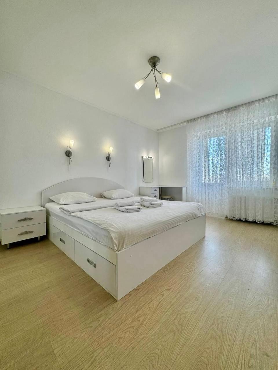 Apartpoltava Стильні Білосніжні Апартаменти, 2-Окремі Кімнати , Документи Для Відрядження , Банківський Чек Eksteriør billede