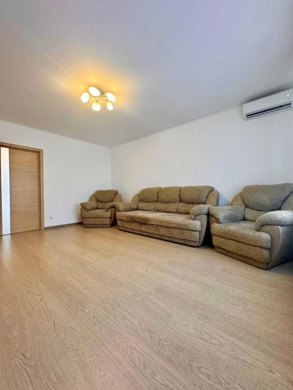 Apartpoltava Стильні Білосніжні Апартаменти, 2-Окремі Кімнати , Документи Для Відрядження , Банківський Чек Eksteriør billede