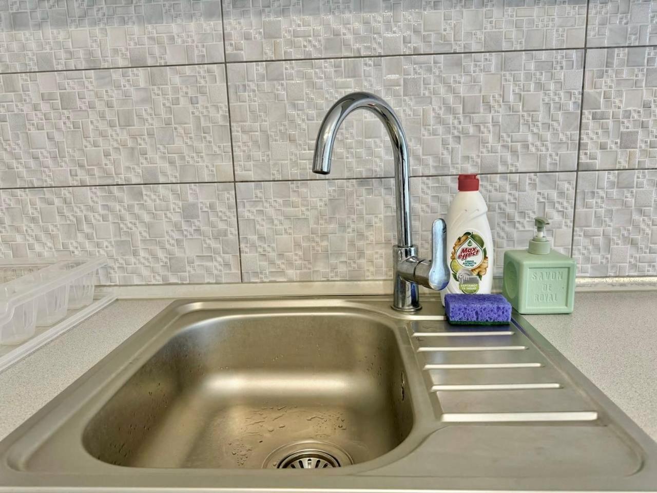 Apartpoltava Стильні Білосніжні Апартаменти, 2-Окремі Кімнати , Документи Для Відрядження , Банківський Чек Eksteriør billede